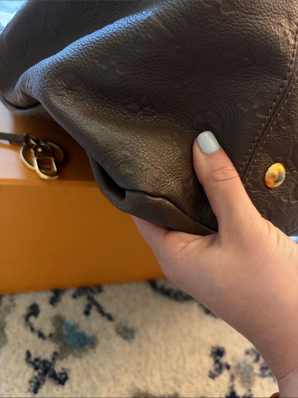 Louis Vuitton Monogram Empreinte Taupe Brown Leather Artsy - Picture 12 of 15